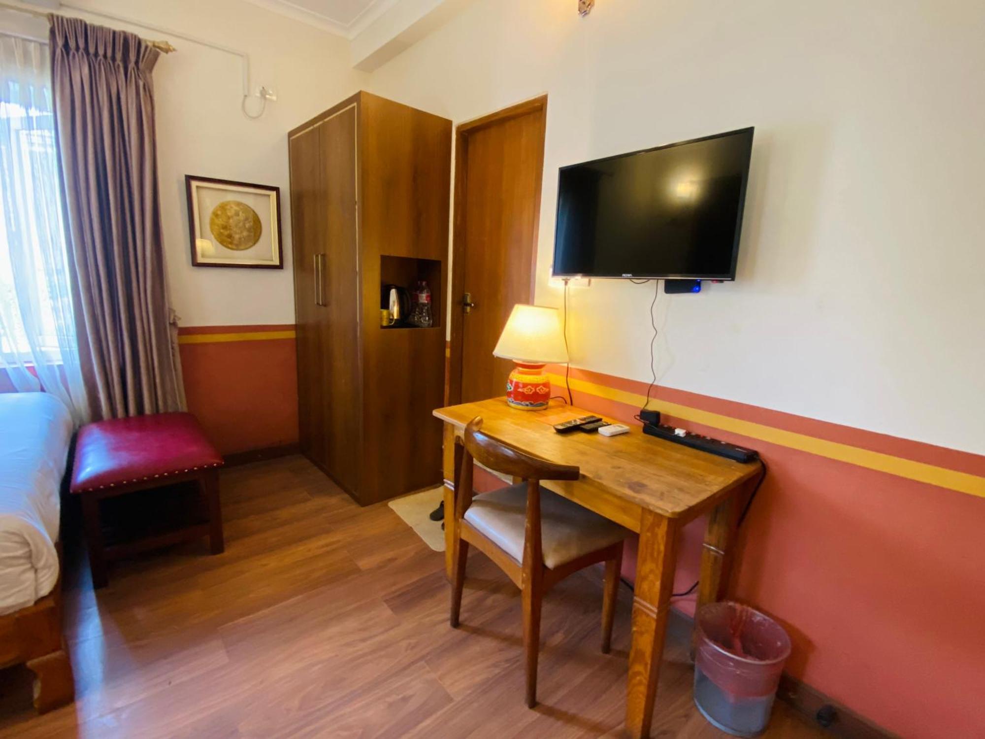 Three Jewels Boutique Hotel بوكْرا المظهر الخارجي الصورة