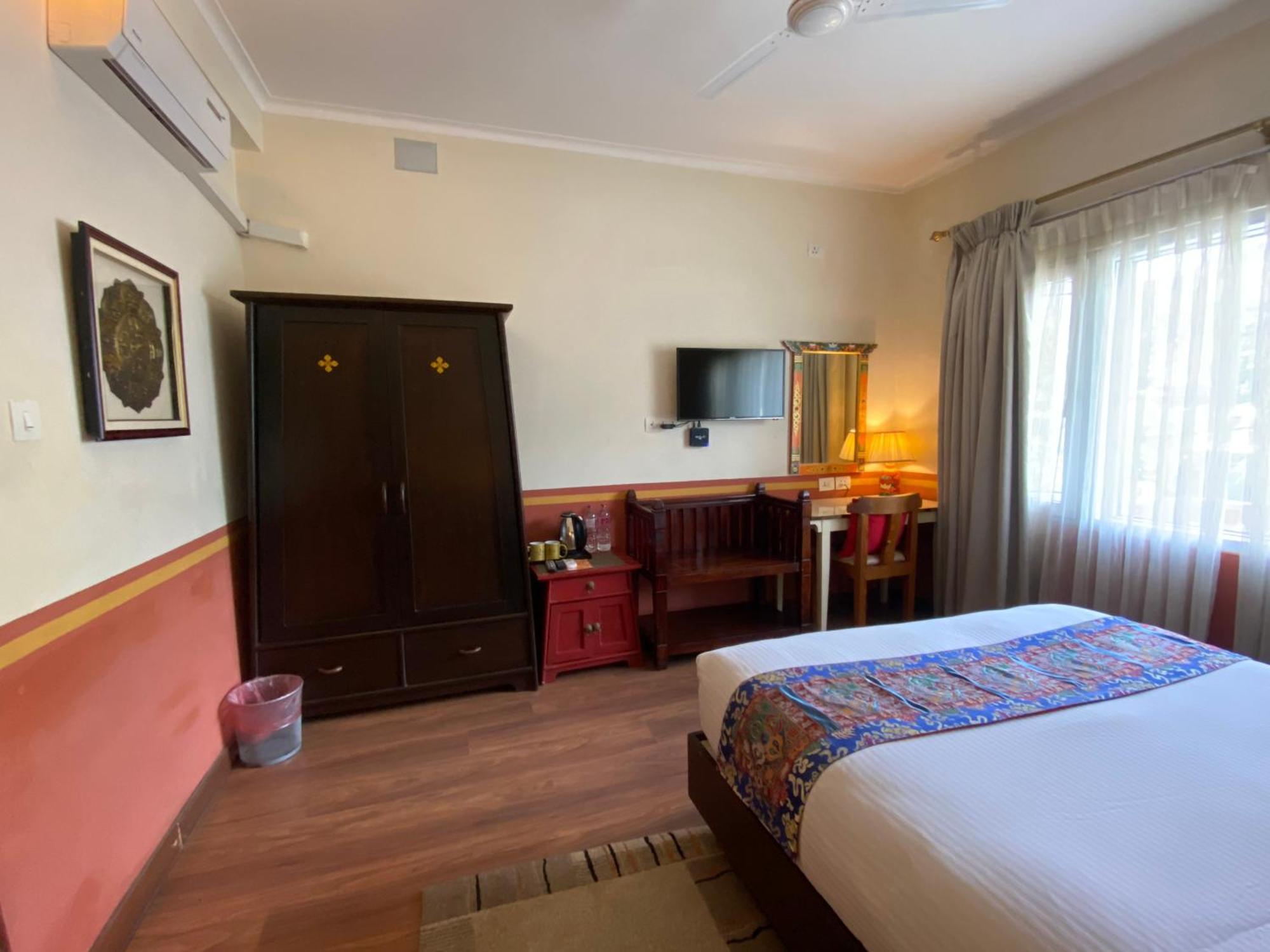 Three Jewels Boutique Hotel بوكْرا المظهر الخارجي الصورة