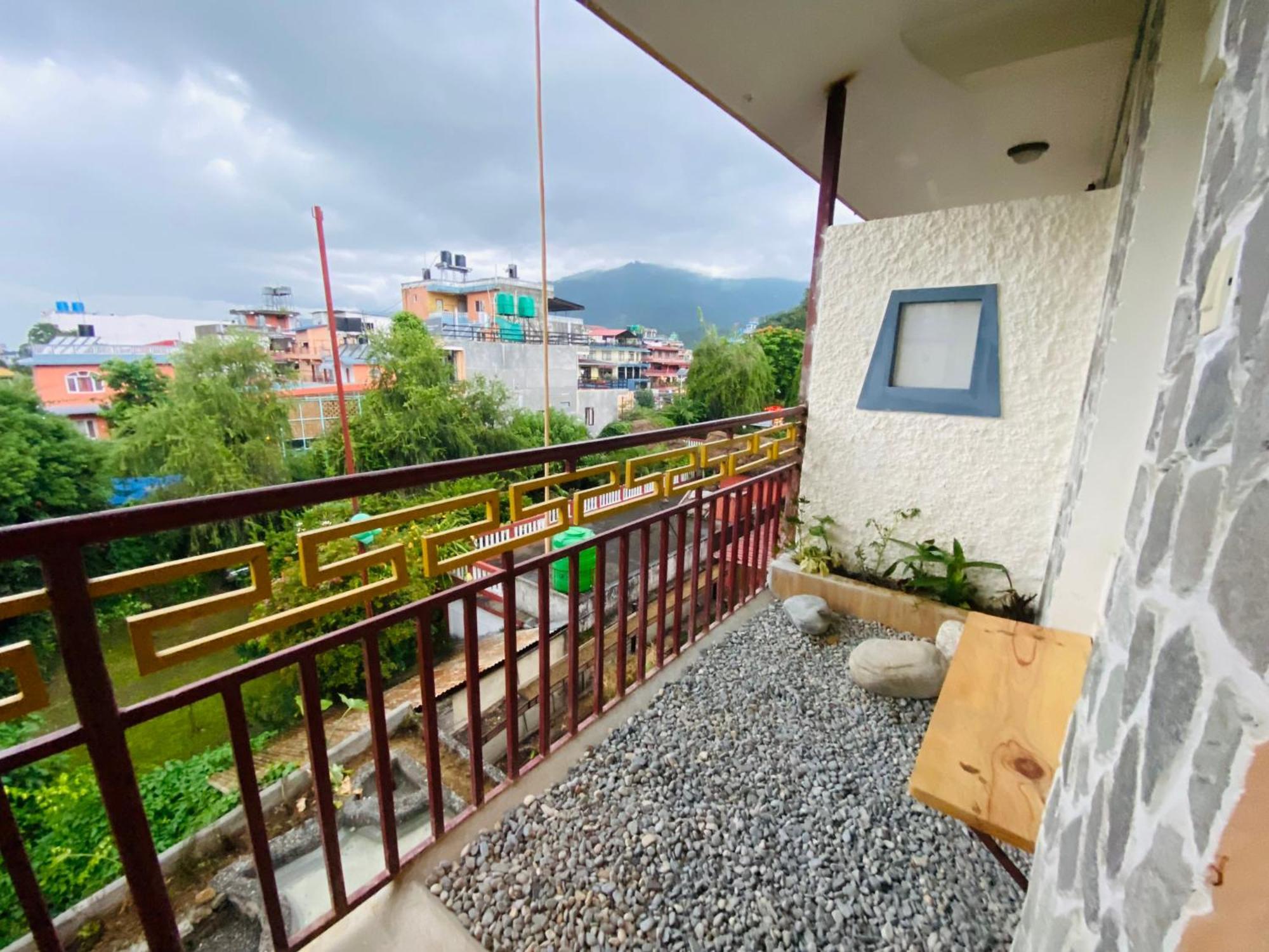 Three Jewels Boutique Hotel بوكْرا المظهر الخارجي الصورة