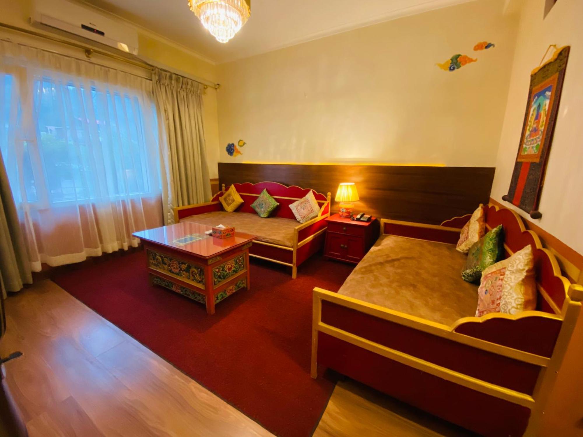 Three Jewels Boutique Hotel بوكْرا المظهر الخارجي الصورة